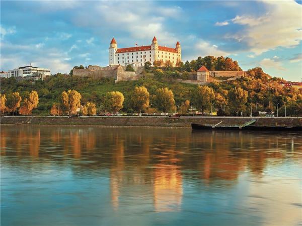 Cycle the Danube shell