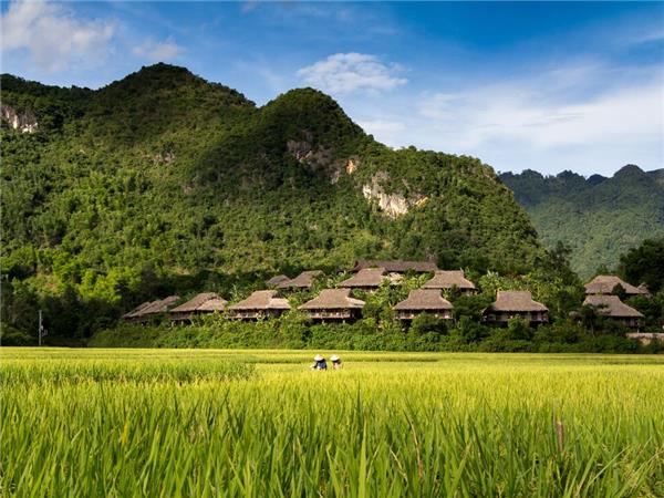 Hanoi to Halong Bay cycling vacation, Vietnam