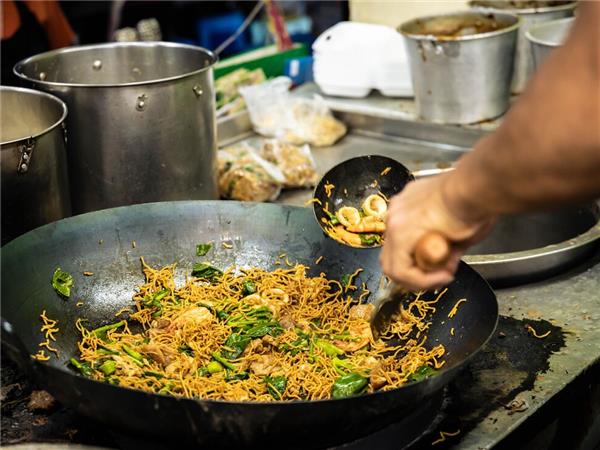 Laos and Thailand budget tour 18-35s