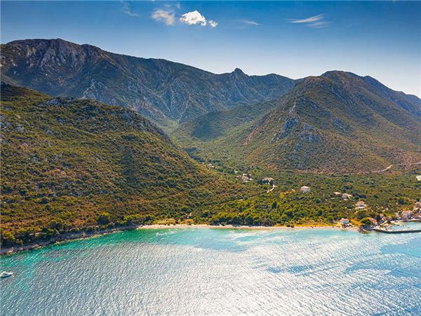 Croatia Coastal cruising vacation