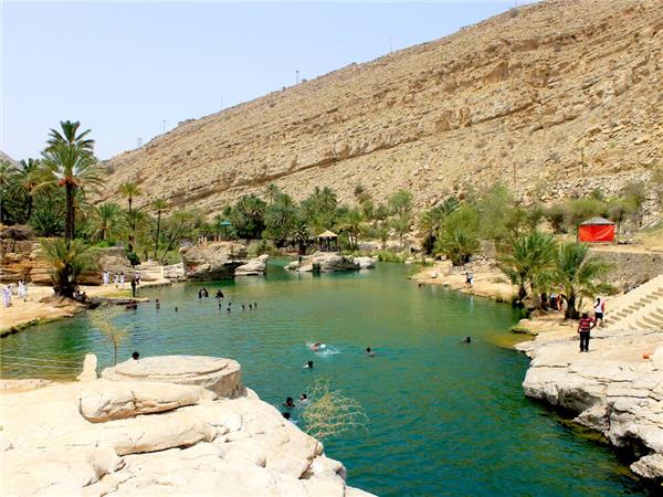 Oman small group vacation