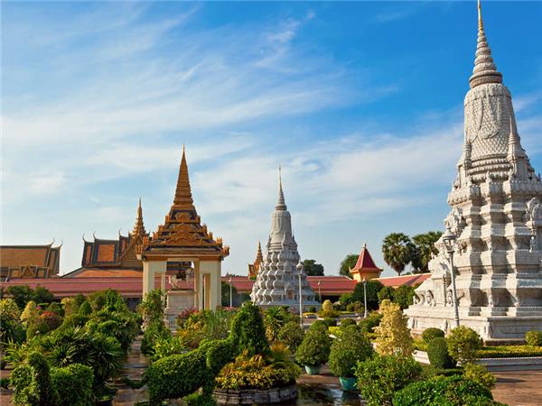 Cambodia small group vacation