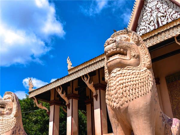 Cambodia small group vacation