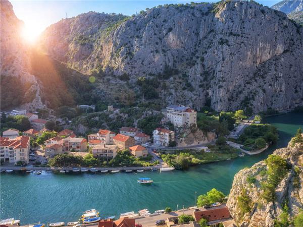 Old Dubrovnik and Dalmatia small group vacation