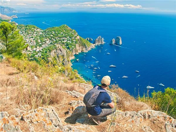 Amalfi Coast hike, boat & kayak vacation