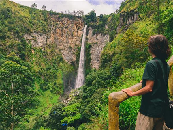 Highlights of Indonesia small group tour