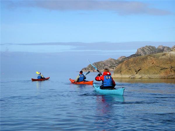 Learn to kayak in the Scottish Highlands