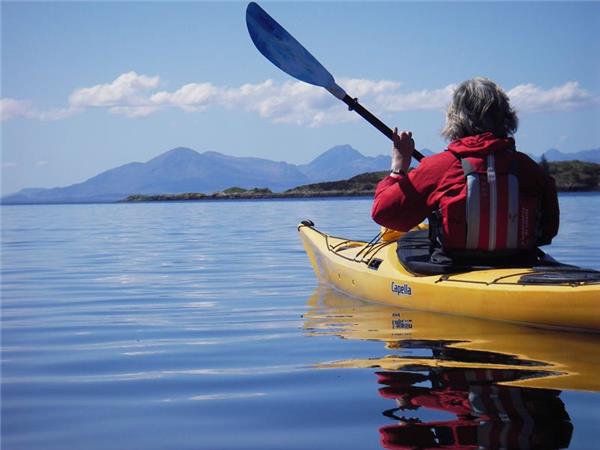 Learn to kayak in the Scottish Highlands