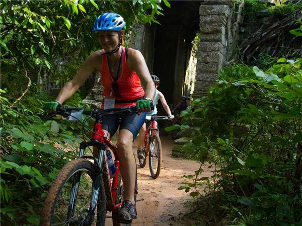 Cambodia activity vacation, hike, bike & kayak