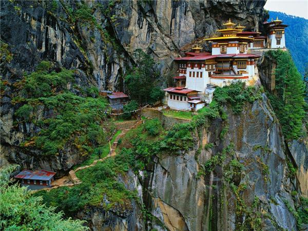 Small group tour to Bhutan,