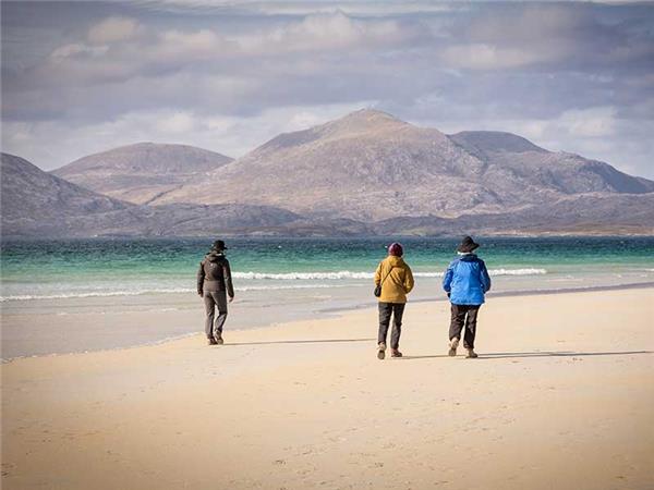 Walking in Outer Hebrides & the Isle of Skye