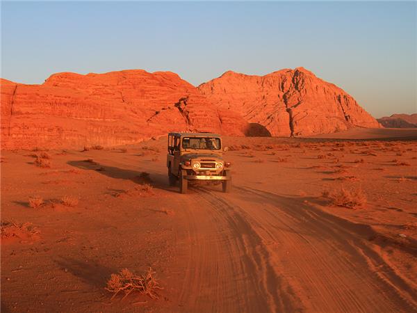 Jordan small group tour for under 30s