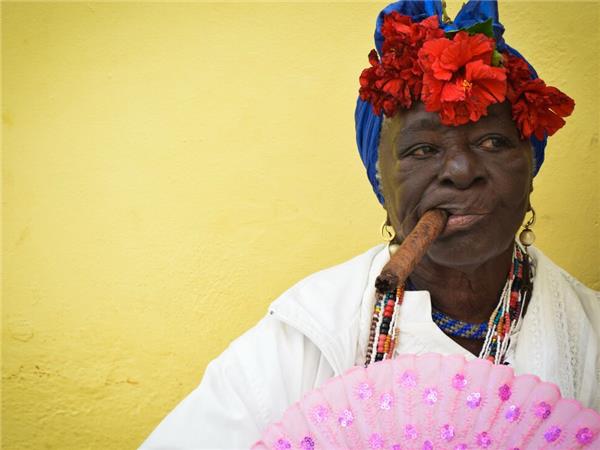 Cuba on a Shoestring small group vacation