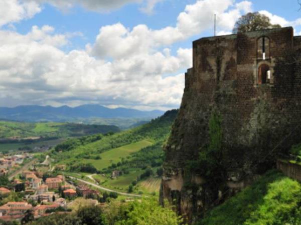 Francigena Way walking vacation in Italy