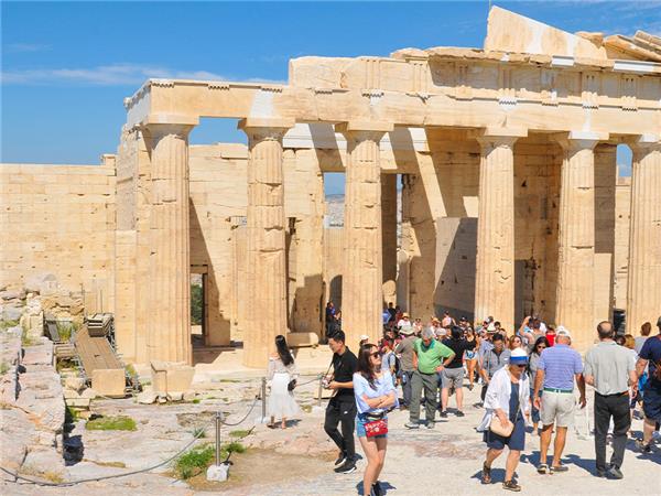 Greece highlights vacation with added comfort