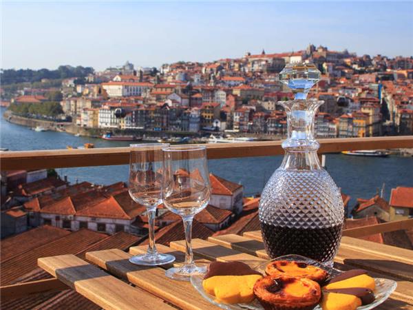 Walking and wine tasting vacation in Spain and Portugal