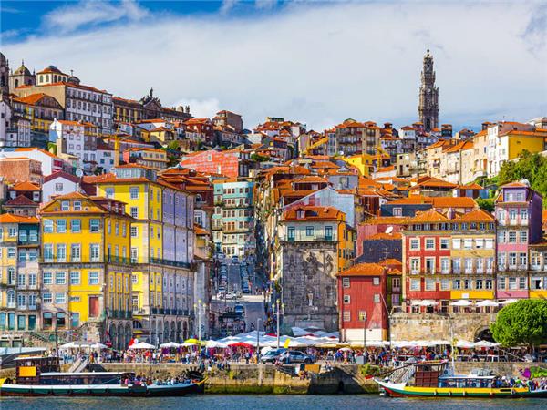 Walking and wine tasting vacation in Spain and Portugal