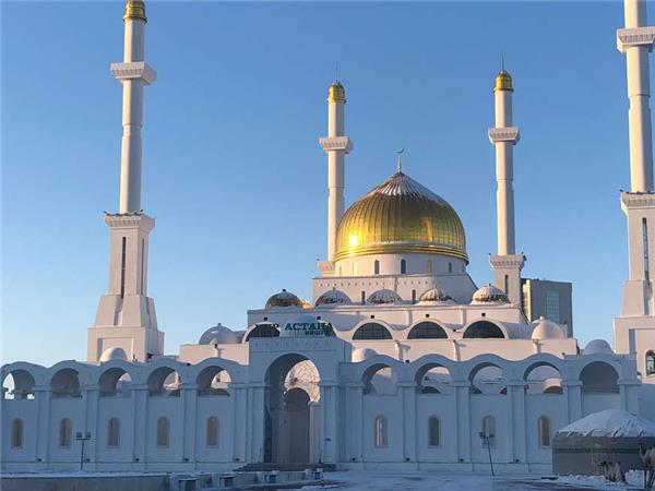 Kazakhstan tour, small group