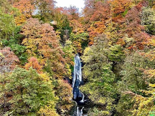Autumn walking vacation in the Scottish Highlands
