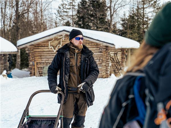Finland winter activity vacation & Northern Lights