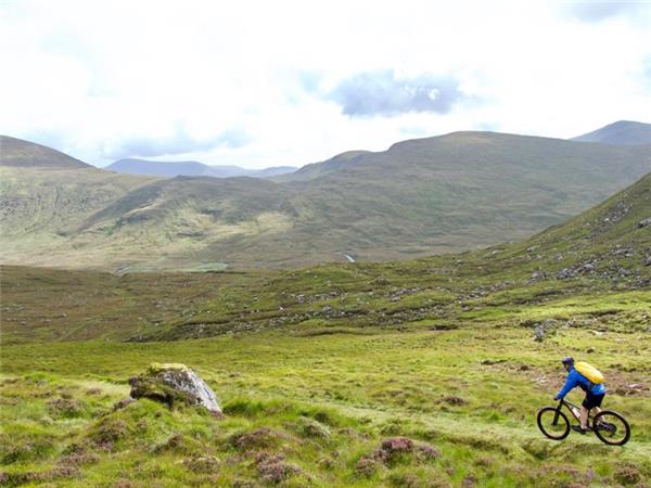 Mountain biking vacation in Scotland