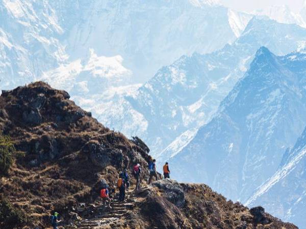 Everest hiking vacation