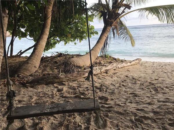 Seychelles island hopping vacation