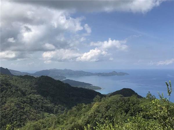 Seychelles island hopping vacation