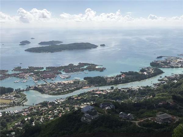 Seychelles island hopping vacation