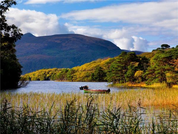 Kerry Way self guided walking vacation, Ireland