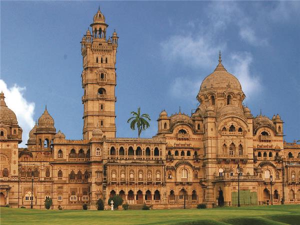 Gujarat tour, tribes and wildlife, India