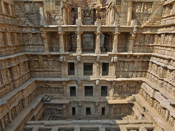 Gujarat tour, tribes and wildlife, India