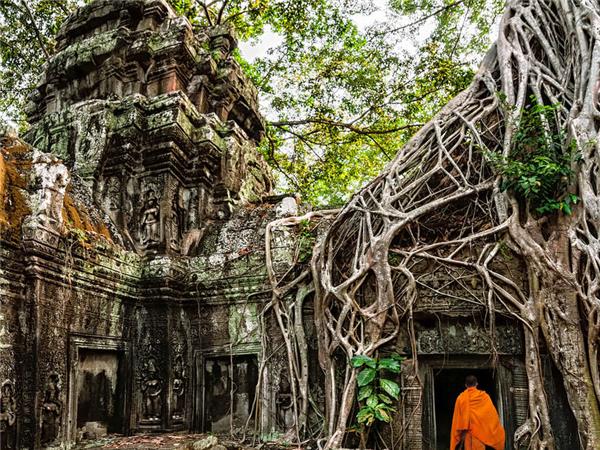 Small group vacation to Indochina