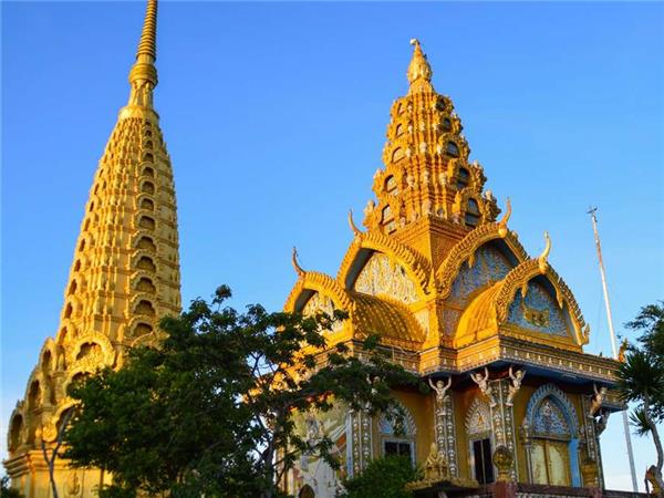 Small group vacation to Indochina