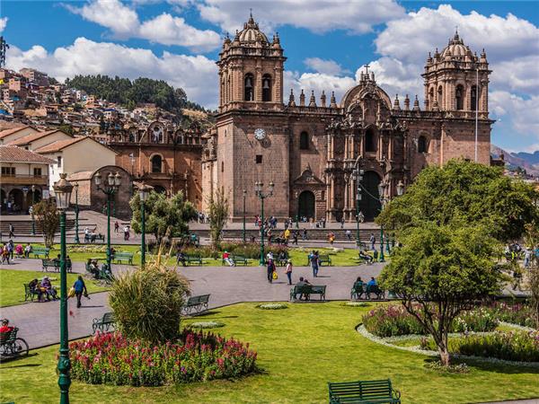 Peru highlights vacation including Inca trail trek