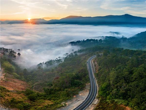 Cycle Vietnam, small group tours with added comfort