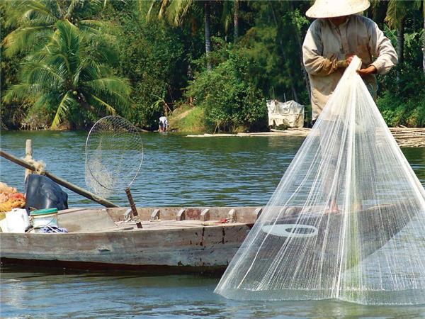 Cycle Vietnam, small group tours with added comfort