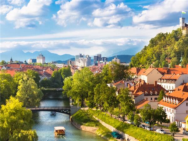 Alpine lakes of Slovenia vacation