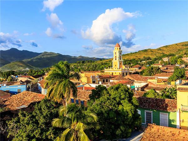 Cuba highlights walking vacation
