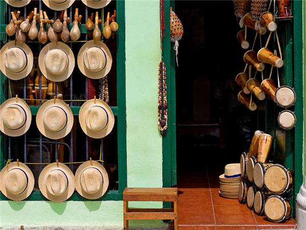 Cuba highlights walking vacation