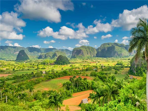 Cuba highlights walking vacation