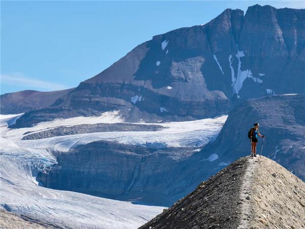 Walking in the Canadian Rockies vacation