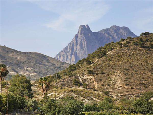 Alicante walking vacation in Spain