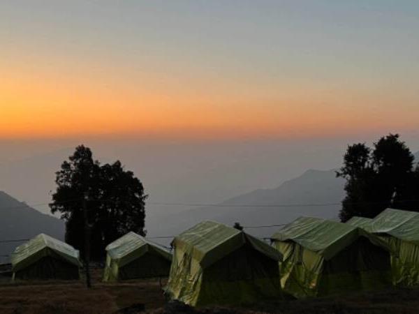 Nepal treks for Over 55s, Annapurna Dhaulagiri