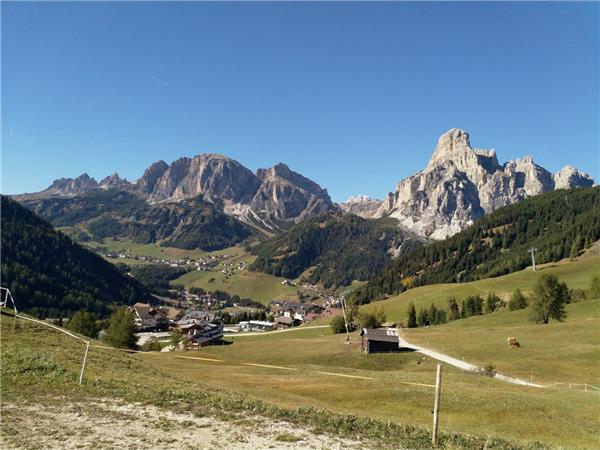 Dolomites centre based walking vacation in Italy