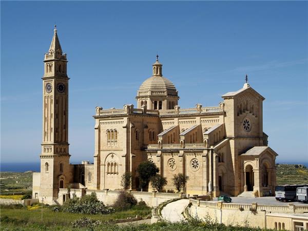 Gozo short break walking vacation