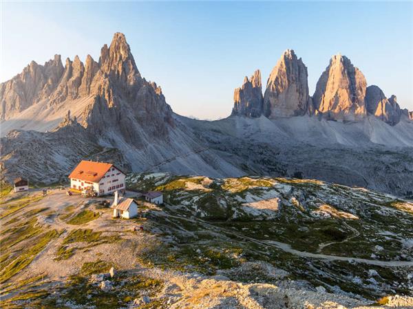 Italy hiking vacation in the Dolomites