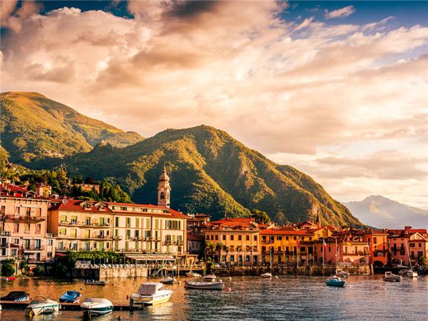 Lake Como walking vaction