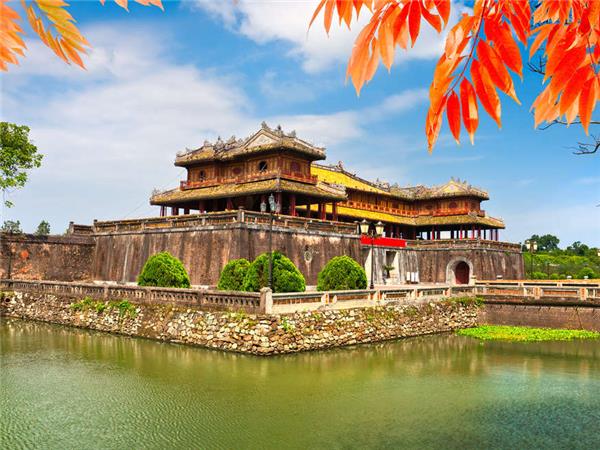 Vietnam walking vacation with Cambodia