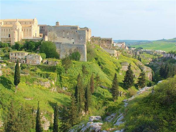 Puglia cycling vacation in Italy